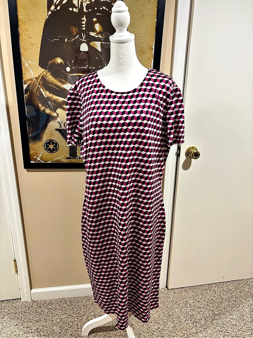 St. John Geometric Midi Dress in Pink & Black Size 16